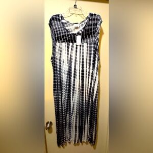 New black and white maxi dress or beach cover-up